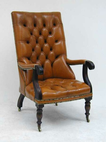 Kaminsessel, EKL, Gestell Mahagoni, gedrehte Füßchen, Leder rehbraun kapituniert, 60x60x110cm