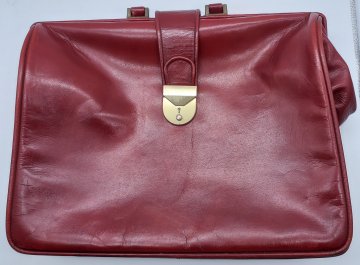 Reisetasche, rotes Leder Messingverschluß, Vintage 50er Jahre