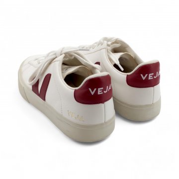 Sneaker weiß/bordeaux Leder genarbt 7-Lochschnürung, weiße Sohlen Veja