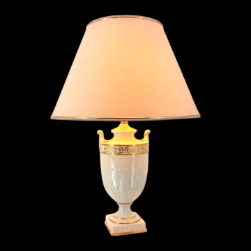 Tischlampe GINORI, Porzellan, Pokalform, weiß, goldene Verzierung  viereckiger Sockel 8x8, 1 flg. E27, max. 60 Watt, H34 Ø13