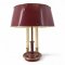 Tischlampe, Messing/ bordeauxrot/beige, Tischfuß mit Goldrand Ø19, Schirm Metall innen weiß, Topaufhängung, ø35, 3 flg. E14 max.60W, H50 