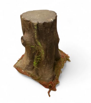 Baumstumpf, H70, FB, Styropor auf Holzplatte, braun