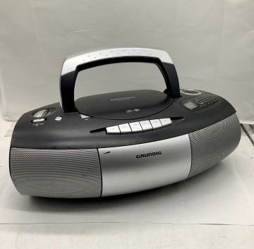 Ghettoblaster schwarz / silber , Radio / CD / Cassette / MP3 , Grundig