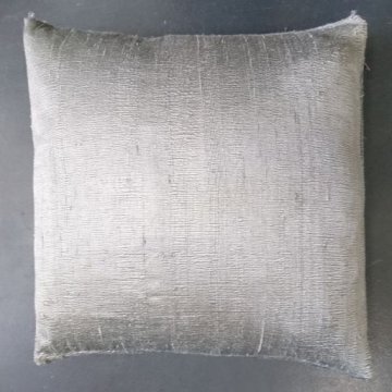 Kissen 35x35 Seide, silber