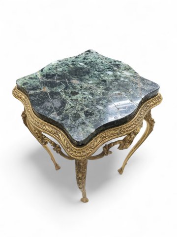 Beistelltisch, Bronze/grüne Marmorplatte, zierlich verziert, 25x25cm, h 55cm