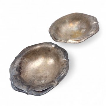 Schale silber, Rand gewellt, ø26