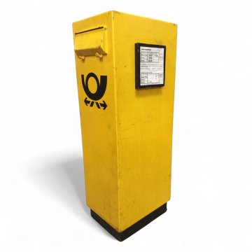 Standbriefkasten, Deutsche Post, Filmbau, Holz gelb, 2 Einwurfschlitze, H130xB50xT38