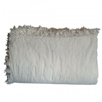 Tagesdecke 260x260, hell beige, leicht wattiert, punktuell gesteppt, rundum Fransen Volant