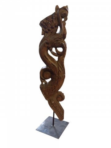Balinesische Holzschnitzereien auf Sockel, Natur, H: 73cm, SCHMIDT ANTIQUARIAT