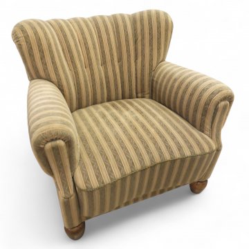 Sessel, Vollpolster Stoff beige/grün gestreift, Rücken gebogen, Arml. gerundet, Kugelfüße oval konisch