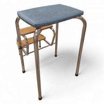 Tritthocker, Chromgestell, Sitz Acella h´blau, 2 Holzstufen klappbar