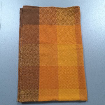 Tischdecke 180x120  wollig, orange + braune, große Musterkaros