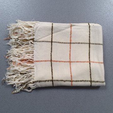 Tischdecke 120x120 creme, dralonartig, Baumwolle, Karoraster in braun, orange, lange Fransen rundherum