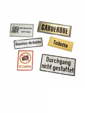 Schild divers: klein