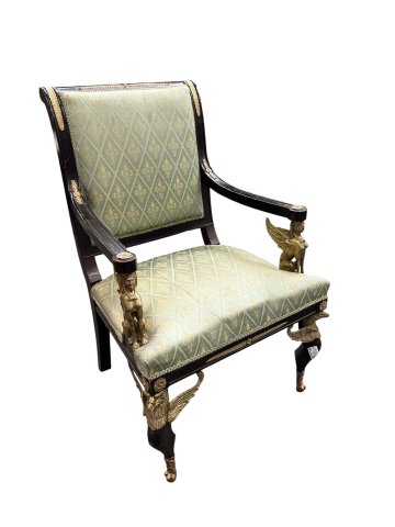 Armlehnsessel Empire, Mahagoni mit reichen figürl. Bronzen, Polster grün Rombenmuster Damast, 70x70cm, h 106cm