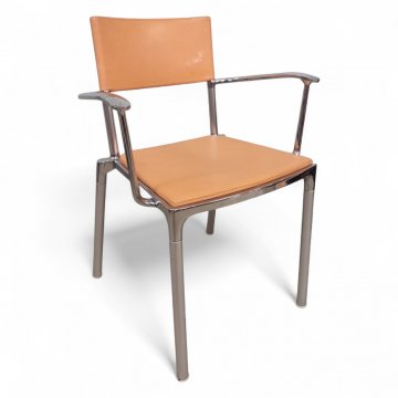 Armlehnstuhl SEGIS, Chrom, Beine Alu, Sitz und Rücken Leder apricot