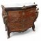 Kommode, Holzplatte in Marmoroptik weiß, reiche Bronzebeschläge, 3 Schübe, 102x50x97 cm