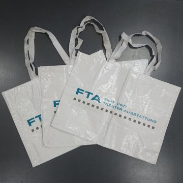 FTA Tasche, Kunststoff weiß mit FTA Aufdruck, 57x43cm, mit Griff