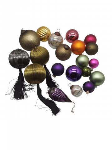 Kiste Weihnachtskugeln, divers M