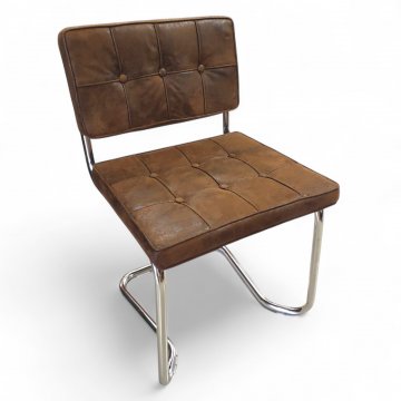 Freischwinger KARE EVE, Gestell Stahl verchromt, Polsterung Polyester Lederstyle, kapitoniert. B46xT46xH84