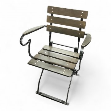 Stuhl, Gartenklappstuhl, braun,  Armlehnen, Sitz/ Rücken Holzleisten,  Metallgestell, schwarz, 