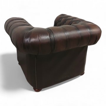 Sessel, Chesterfield, Vollpolster Leder dkl.braun, Arm-/Rückenl. kapitoniert, loses Sitzpolster, Nagelkante, Holzfüße, B110xT95xH85