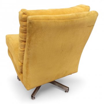 Sessel CINEMA, Cord gelb, drehbar, Kreuzfuß verchromt, B61xT83xH84, ca. 17 Kg. max. Belastung 120 Kg.