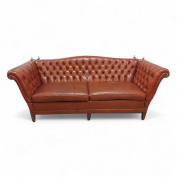Sofa EKL rot Leder kapituniert, eingelegte Sitzkissen, Puppen und Schuhe Messing, 2-sitzig, 200x80x75cm, 022/75