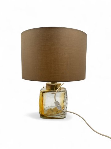 Tischlampe, Bernsteinfarbener Glassockel mit Messingfassung, beiger Stofflampenschirm, Ø40cm