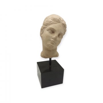 Aphrodite, Gipskopf auf schwarzem Holzsockel, Royal Ontario Museum Rom