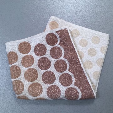 Handtuch 95x50 creme, große braune und beige Punkte