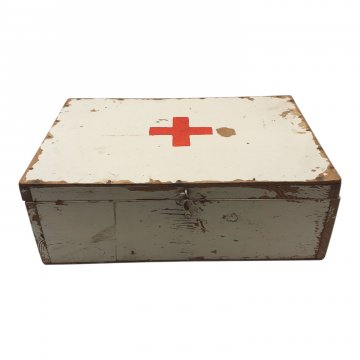 Hausapotheke / Erste Hilfe Kasten, Holz, Weiß mit rotem Kreuz, Vintage