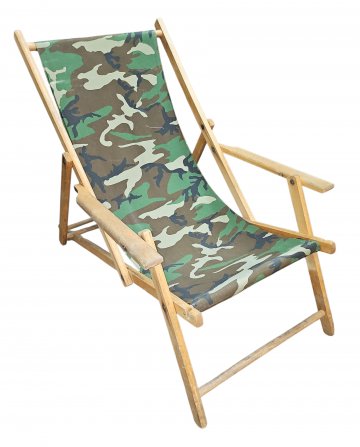 Liegestuhl, Gestell Holz, Stoffbespannung Camouflage Muster grün/schwarz, bis 80kg