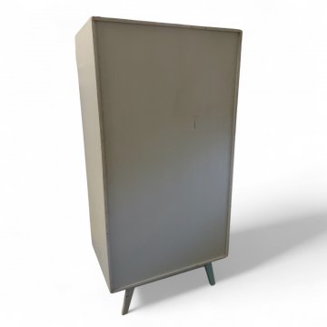 Schrank RALIK, Paulowniaholz seladongrün, Fronten Rattan geflochten, naturfarben, 2Türen/ 1Schub unten, 2Kleiderstangen, 3Einlegeböden, konische Füße, H160xB80xT57, RALIK DESIGN