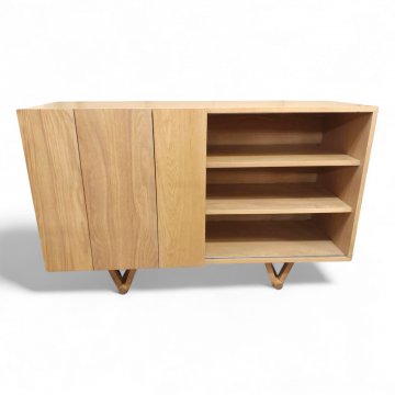 Sideboard MEDLEY, Eiche gekälkt, links 3 Schübe, rechts 3 Fächer, Schiebetüren, Kufenbeine, B140xT48xH87