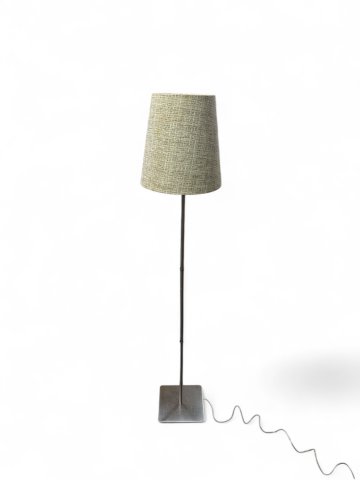 Stehlampe, Alu Fuß eckig und  Rundrohrstange, Stoffschirm beige/braun