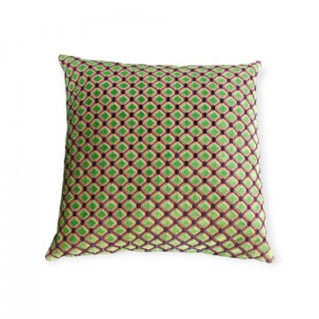 P- Kissen 57x60cm, grün/lila auf beigem Untergrund, hoch tief Muster, grüne Rauten, lila Linien