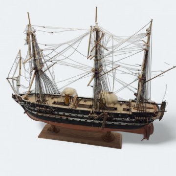 Modell, Segelschiff auf Standfuß,Kunststoff