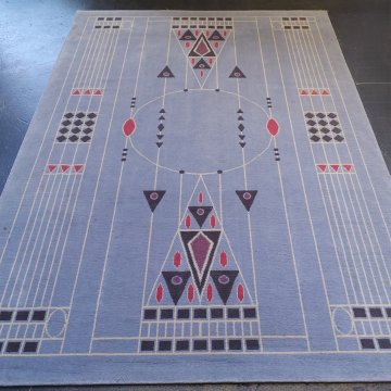 Teppich 170x240 hellblau mit rot/schwarzem Muster Backhausen modern