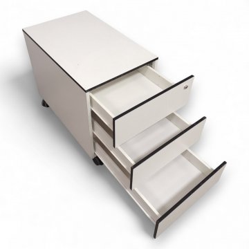 Rollcontainer weiß, Kanten schwarz. 3 Schübe. B43xT66,5xH57,5