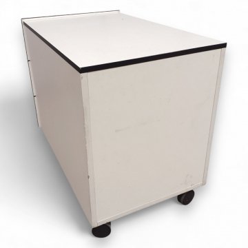 Rollcontainer weiß, Kanten schwarz. 3 Schübe. B43xT66,5xH57,5