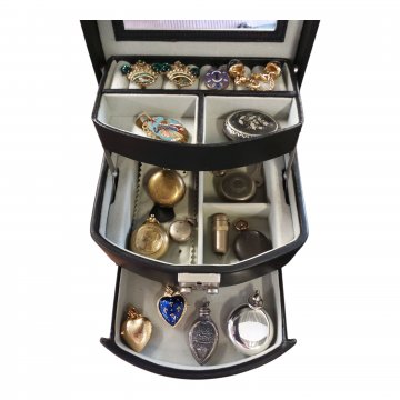 Modeschmuck Konvolut ca 10 Stk. Halsketten / Armbänder / Haarschmuck / Ohrringe / Ringe / Armbanduhren...etc