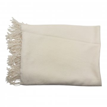 Decke / Plaid 143x180cm, cremeweiß, flauschig, fließend, mit gedrehten Fransen, rundum Langettenstich, Mikrofaser / Polyester