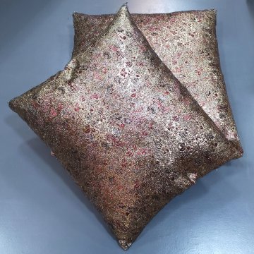 Kissen 55x55 bzw. 52x45 Lamé goldbunt