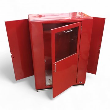 Barschrank, Metall rot, Frontür mit versenkb. Scheibe, 2 Seitentüren,  Rollen, Glasböden, 87x45x120cm