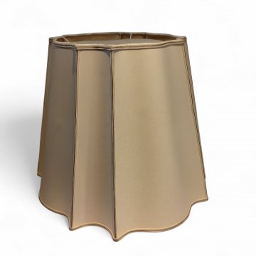 Schirm Kunststoff gewölbt beige 8-eckig mit gold-braune Borten 50 cm hoch 82 cm ø