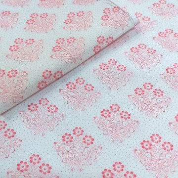 Garnitur 140x195 creme, kleine rosa Punkte, Rhomben als 3 Blüten + Blätter rosa, Kissen 60x75