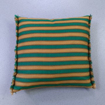 Sofakissen 40x40 grün, braun gestreift, an 2 Seiten Fransen