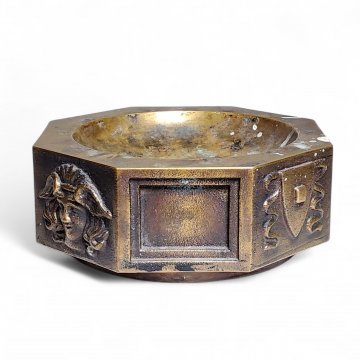 Ascher Aschenbecher, Messing, 8-eckig, mit Ornamenten, 13Ø 6H