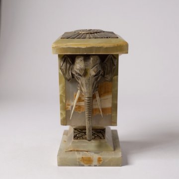 Dekoobjekt, Onyx, Elefanten aus Messing, Jugendstil